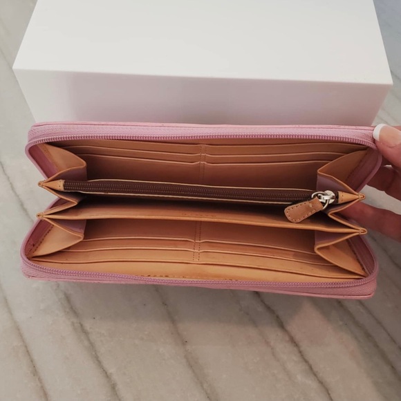 Vintage Coach Hamptons Long Wallet ( Pink / Lilac ) - Picture 6 of 10